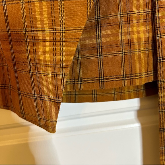 ARITZIA WILFRED DORINE MID RISE FAUX WRAP MINI SKIRT SIZE 4 IN ORANGE PLAID - Picture 5 of 12